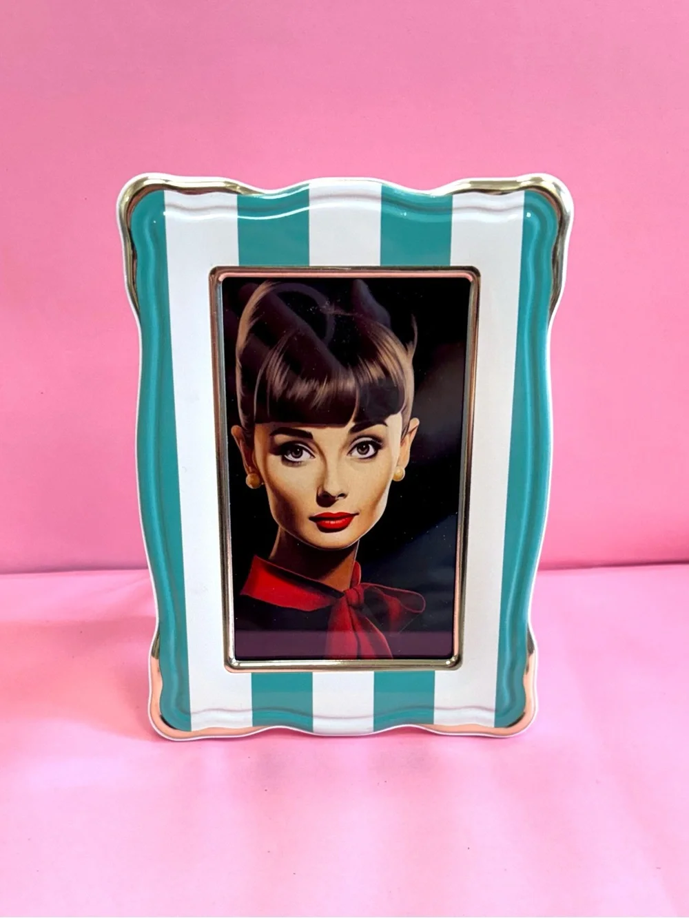 Beltrami Italy 4 x 6 Ceramic Picture Frame Green & White Easel Back F461007